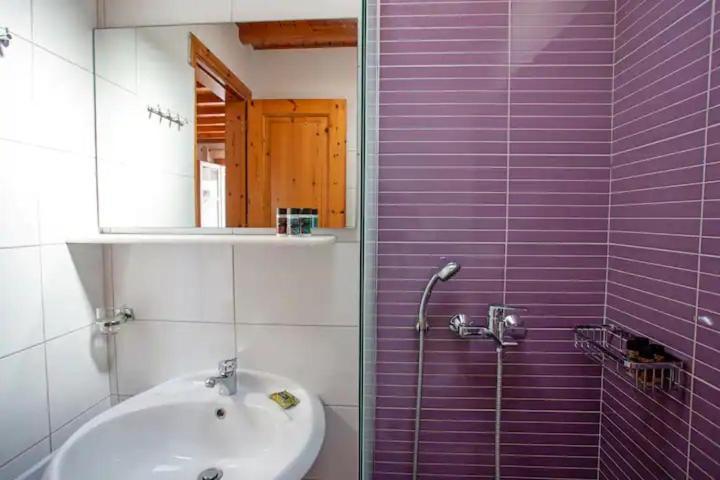 Apartment Irida *